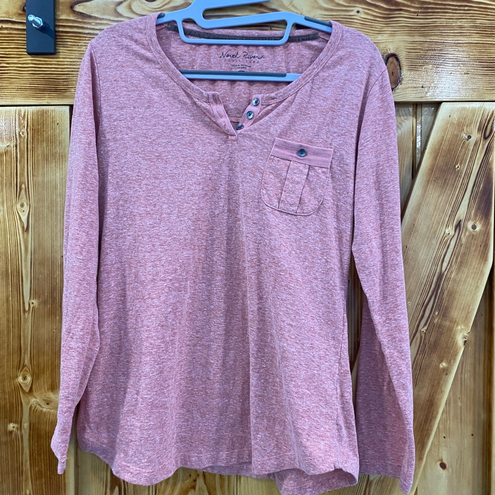 North river apricot long sleeve t-shirt size M